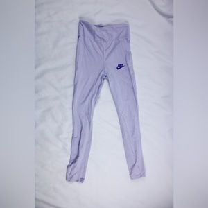Nike girls tight fit leggings. Size Large. Purple